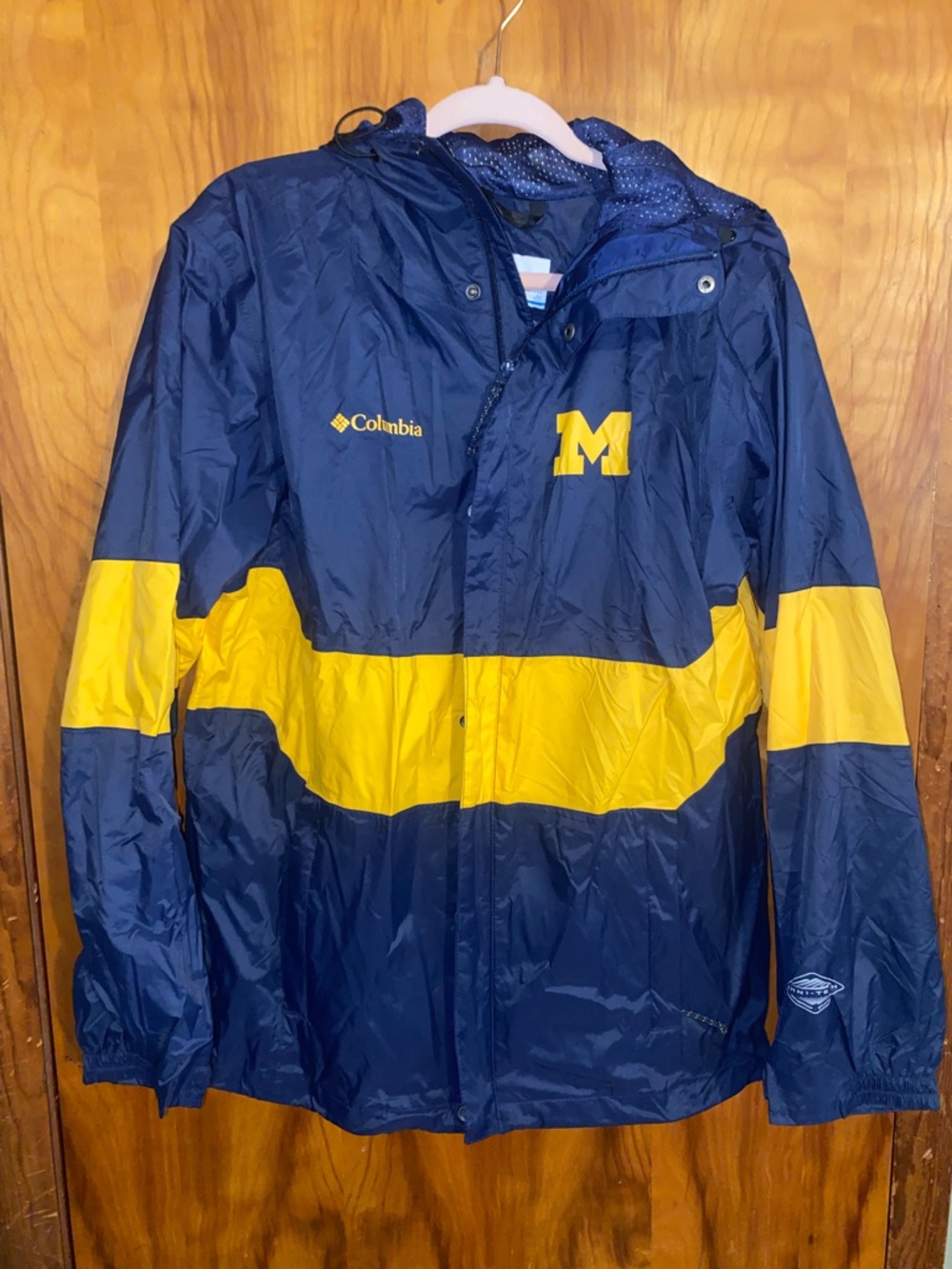 Columbia University of Michigan Men's Navy & Yellow Windbreaker Jacket/Rain Coat